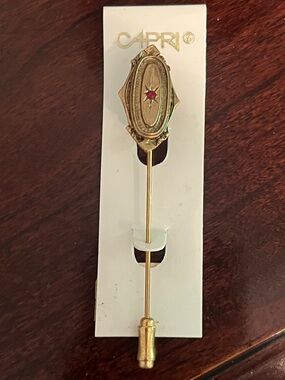Vintage Capri Gold-Tone Stick Pin with Red Stone Victorian-look